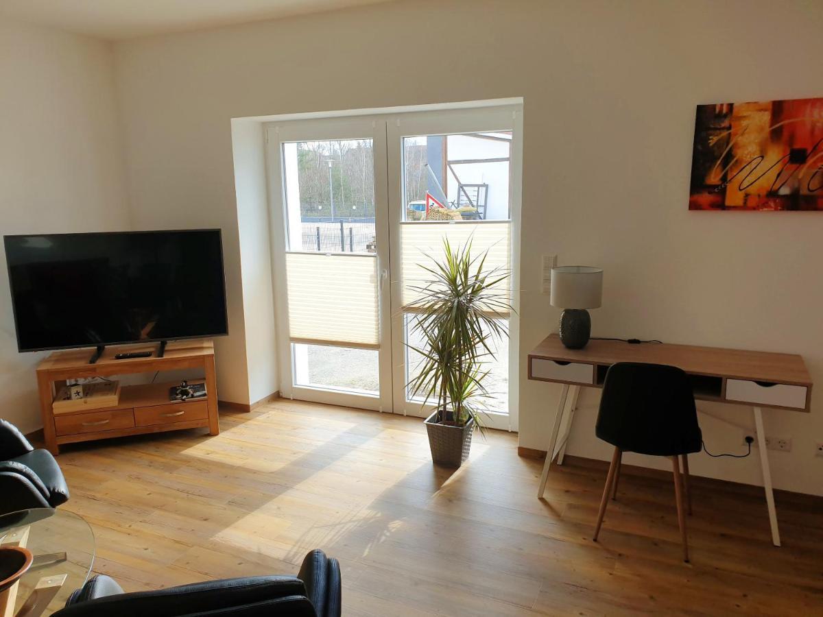 Ferienwohnung Zur Flatterulme 1 Weisswasser Esterno foto